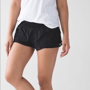 Lululemon city sky run shorts